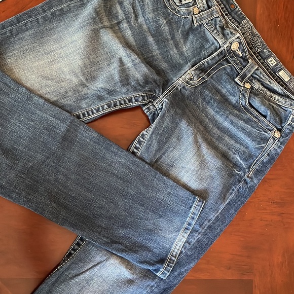 Miss Me Skinny Jeans - Picture 4 of 5